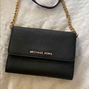 Michel kors purse/clutch
